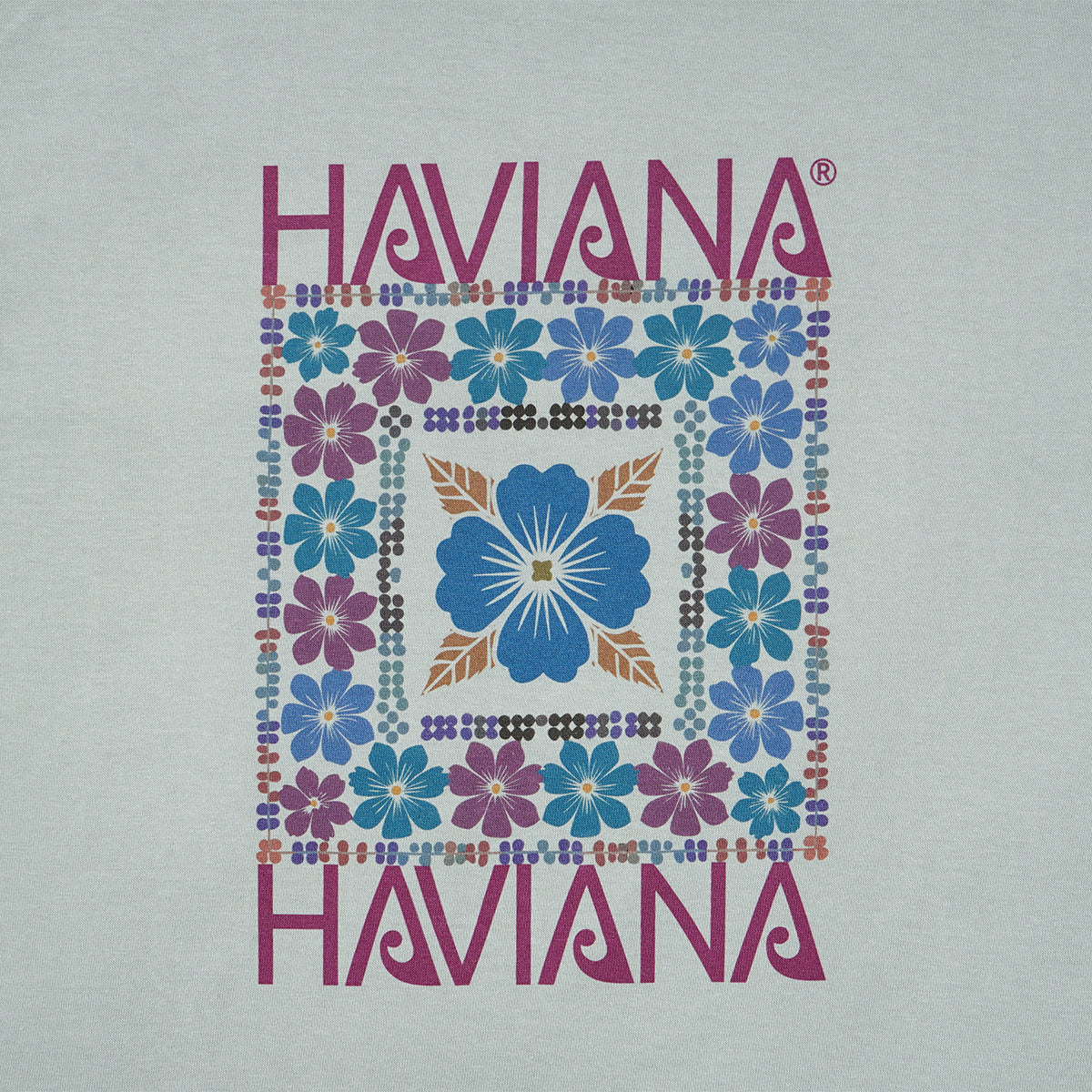 HAVIANA KALEID FLOWER スウェット スモーキーブルー プリント拡大|ハイビスカスをシンメトリックに配置したボタニカルグラフィックディテール|沖縄ファッションブランド 通販