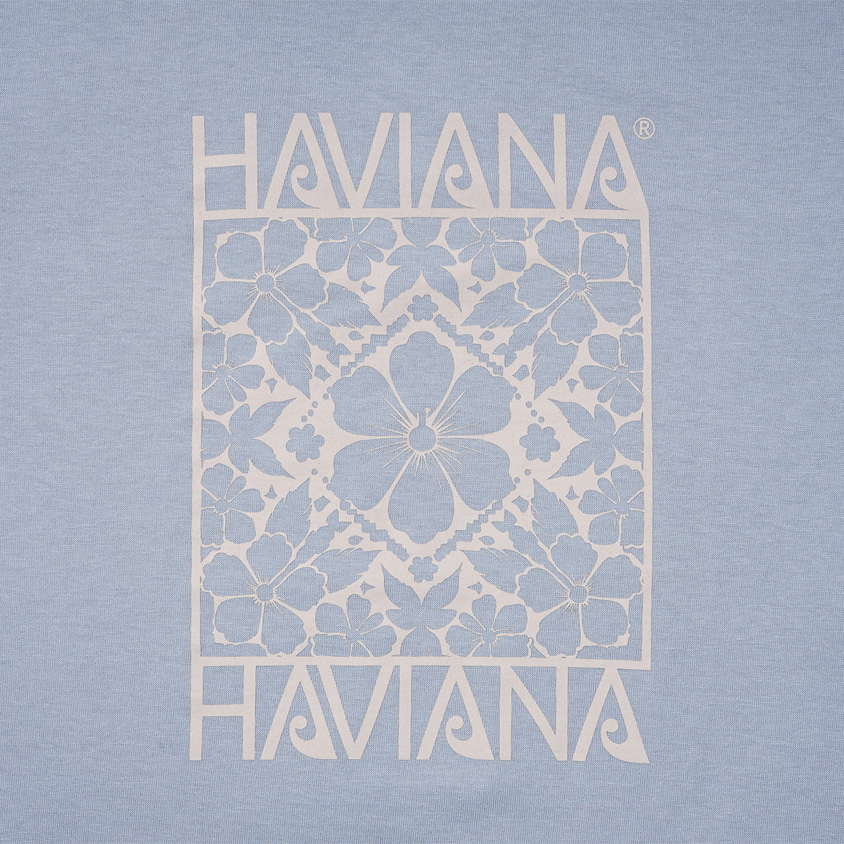 HAVIANA KALEID FLOWER グラフィックTシャツ ライトブルー プリント拡大｜細やかなフラワーモチーフが重なり合うイラストディテール｜沖縄ファッションブランド 通販